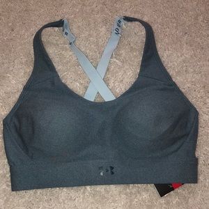 BRAND NEW, Under Armour Sports Bra